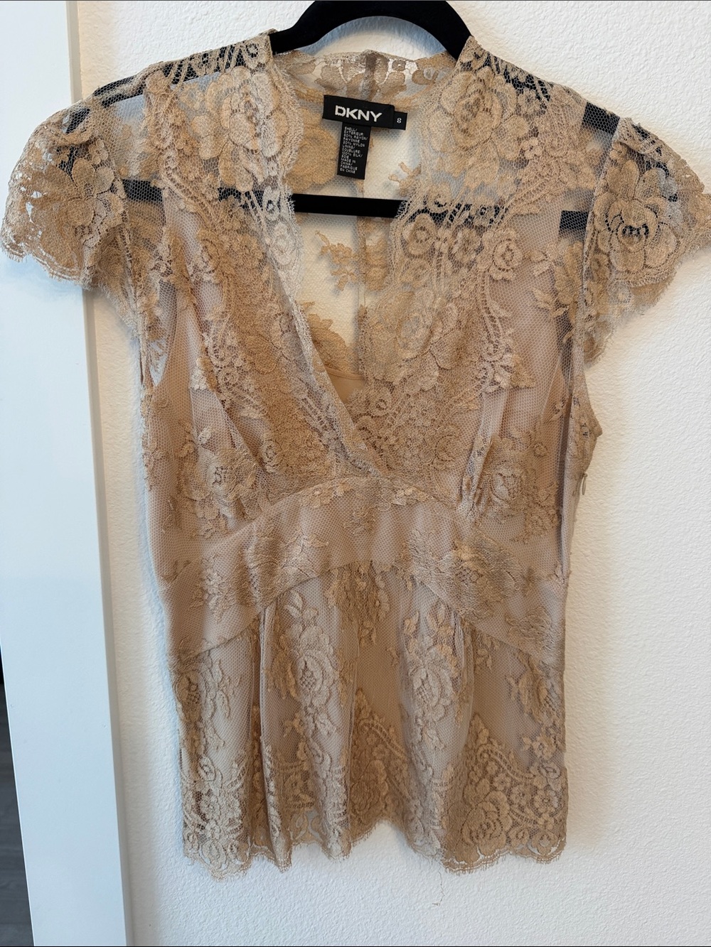 DKNY Taupe Lace V-Neck Cap Sleeve Camisole